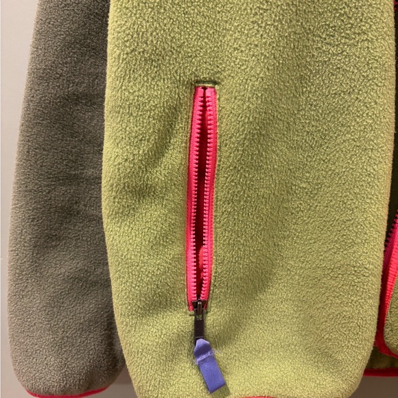 Patagonia women’s Synchilla Full Zip Fleece Jacket - Picture 4 of 7